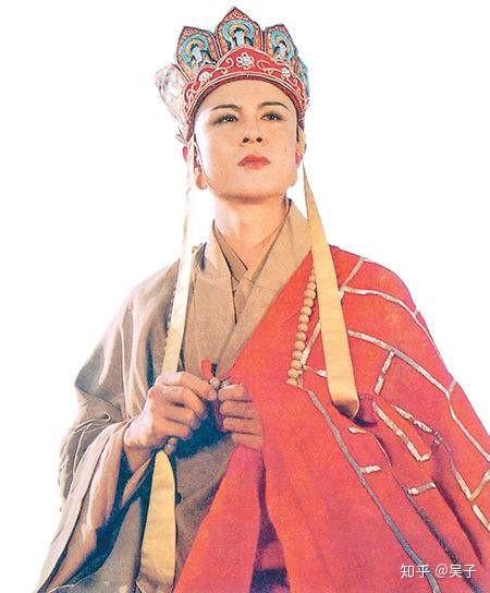 Xuanzang from the 1986 TV show wearing the Sun Hat (Pilu hat)